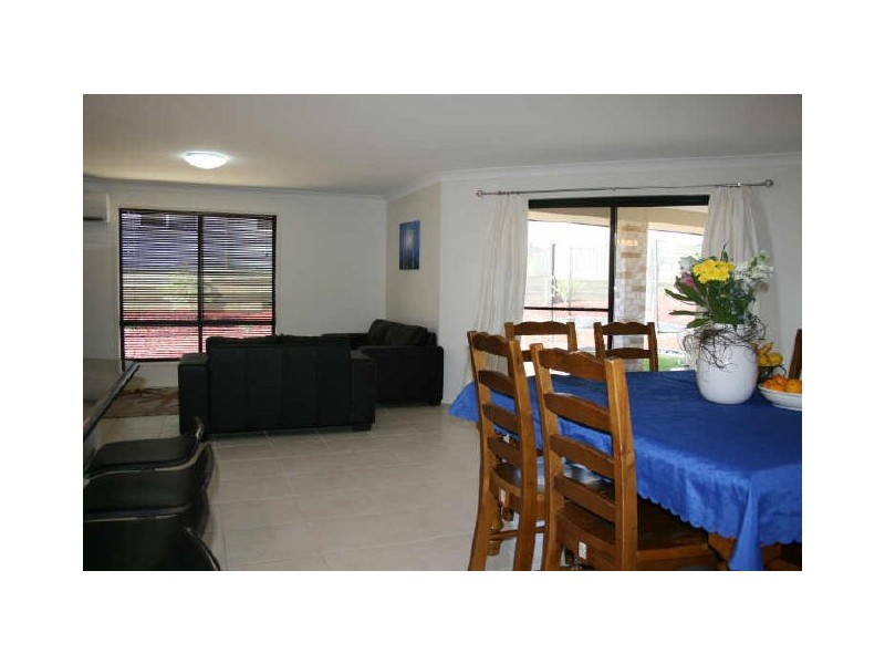 36 Wareena Crescent, Glenvale QLD 4350