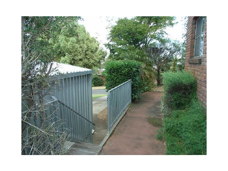 2/78 Holberton Street, Rockville QLD 4350