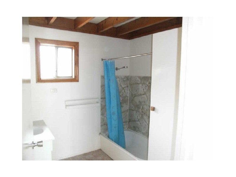 2/78 Holberton Street, Rockville QLD 4350