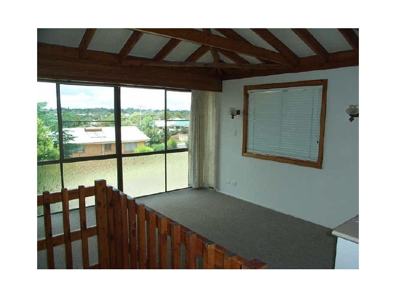 2/78 Holberton Street, Rockville QLD 4350