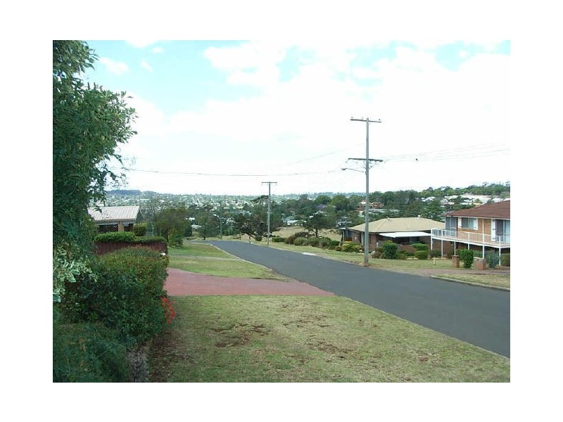 2/78 Holberton Street, Rockville QLD 4350