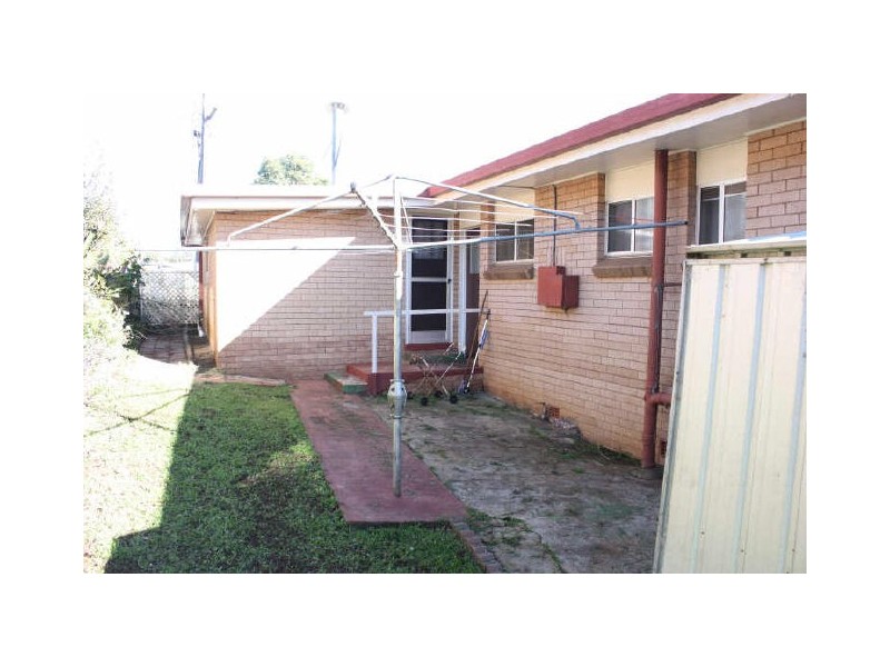 4 Holberton Street, Toowoomba QLD 4350