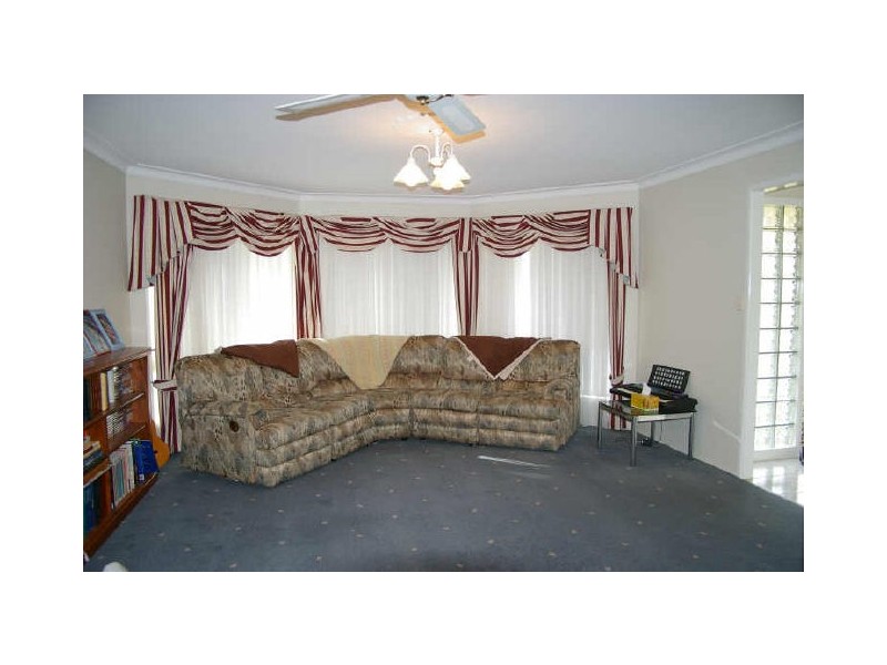 4 Jull Drive, Centenary Heights QLD 4350
