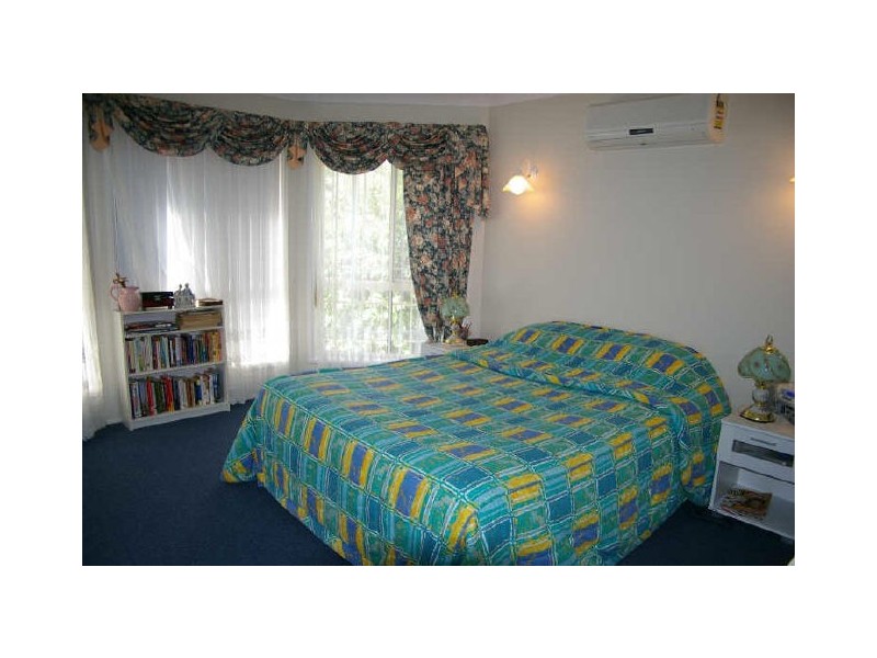 4 Jull Drive, Centenary Heights QLD 4350