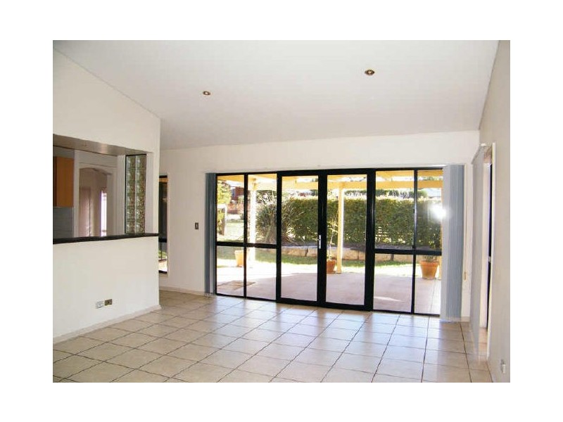 4 Diosma Drive, Highfields QLD 4352