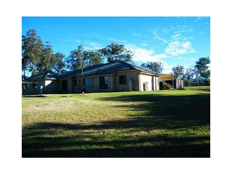 4 Diosma Drive, Highfields QLD 4352