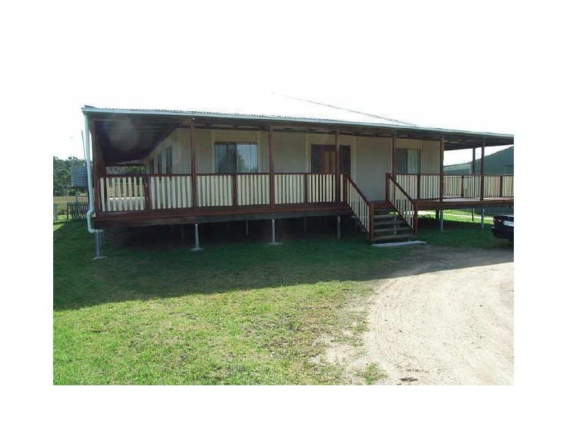 10 Hayden Street, Crows Nest QLD 4355