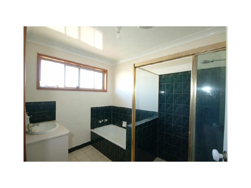 16 Smart Drive, Darling Heights QLD 4350