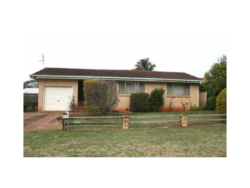 4 Obst Street, Harristown QLD 4350