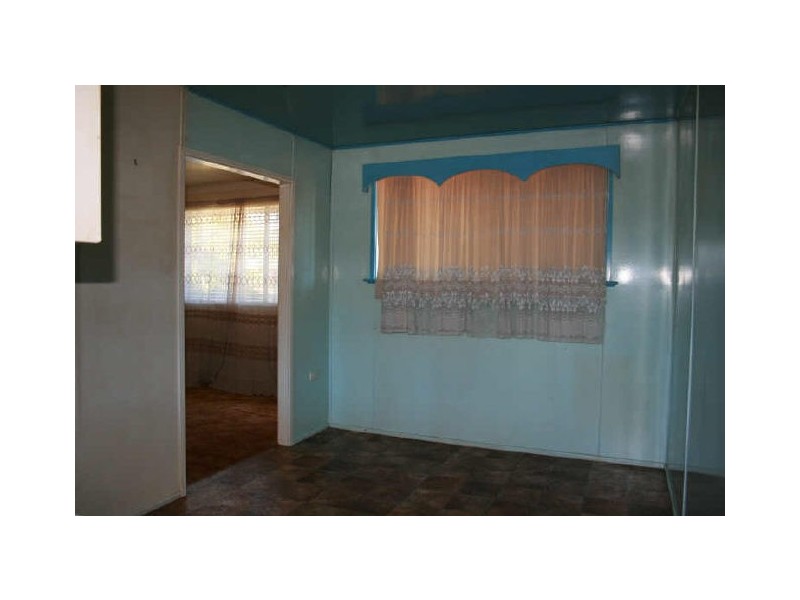 4 Obst Street, Harristown QLD 4350