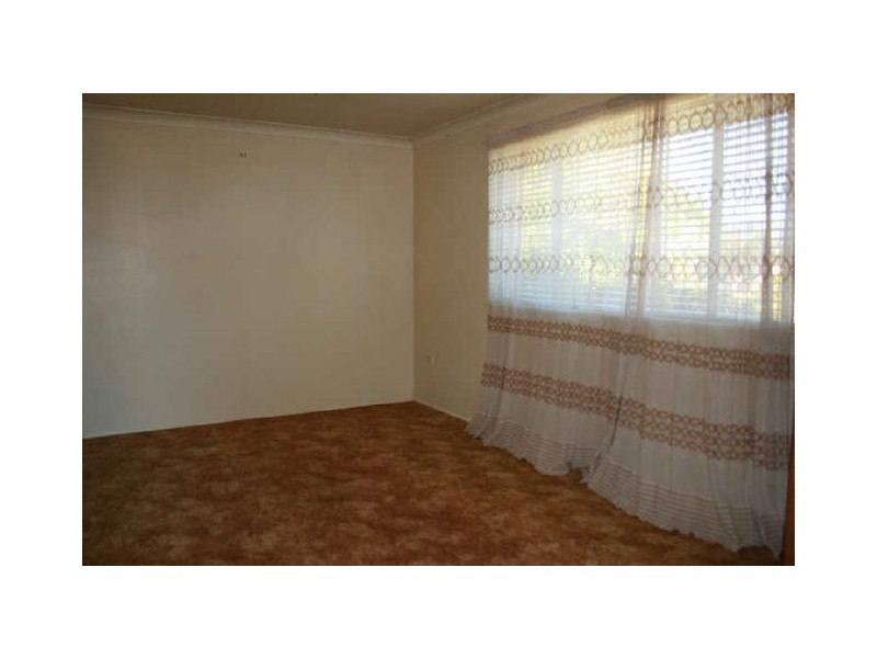 4 Obst Street, Harristown QLD 4350