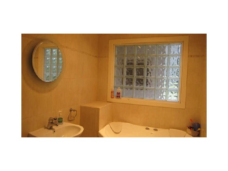 Centenary Heights QLD 4350