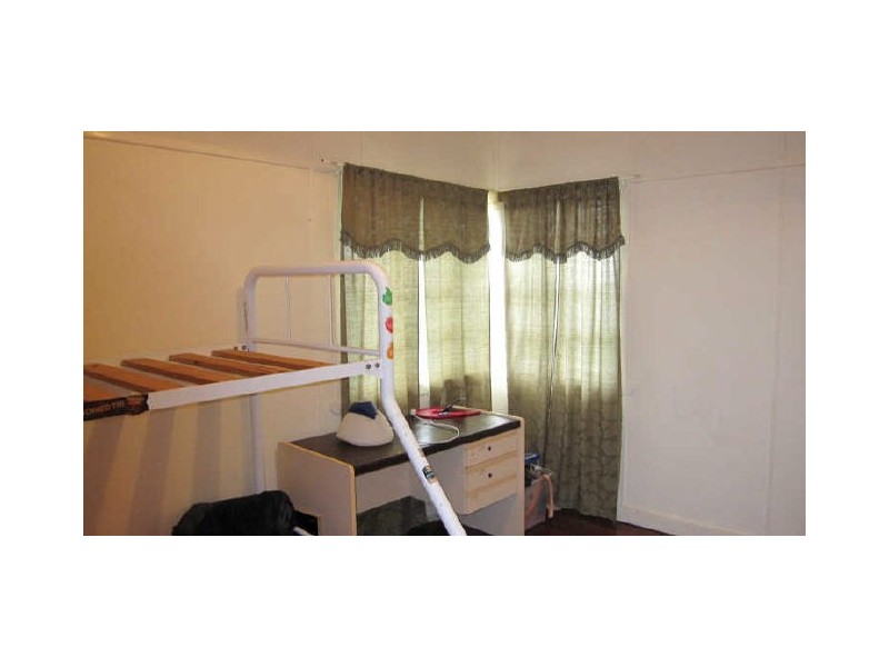 Centenary Heights QLD 4350