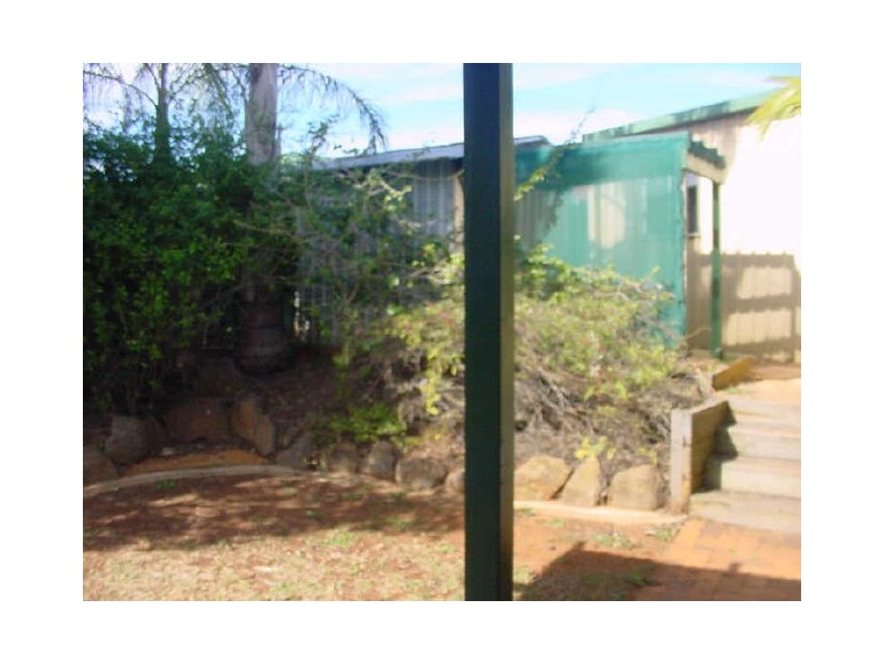 1 Blueberry Ash Court, Glenvale QLD 4350