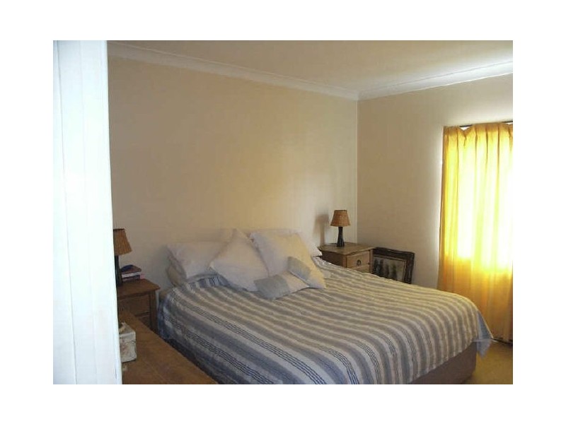 8 Roseberry Street, North Toowoomba QLD 4350