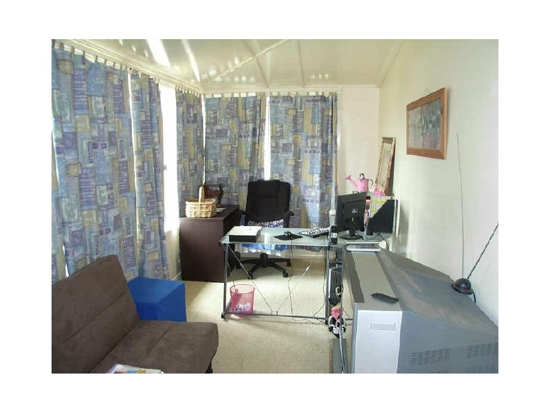 8 Roseberry Street, North Toowoomba QLD 4350