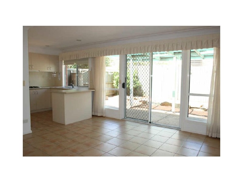 2/8 Bruce Street, East Toowoomba QLD 4350