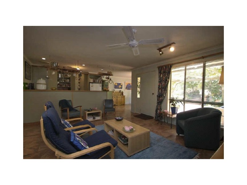 12 Esperanto Court, Kearneys Spring QLD 4350