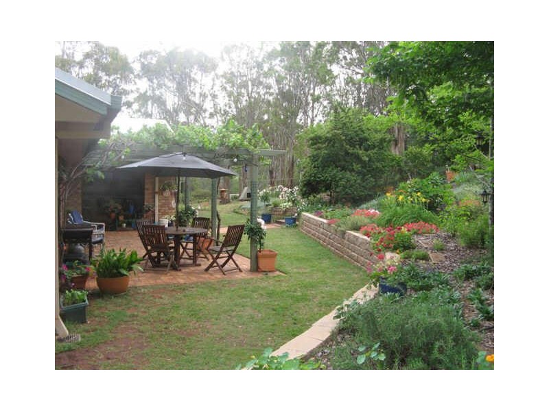 12 Esperanto Court, Kearneys Spring QLD 4350