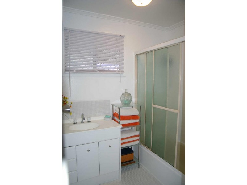 18 Proposch Street, Oakey QLD 4401