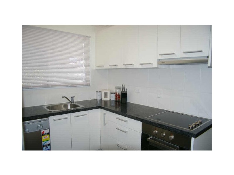 18 Proposch Street, Oakey QLD 4401