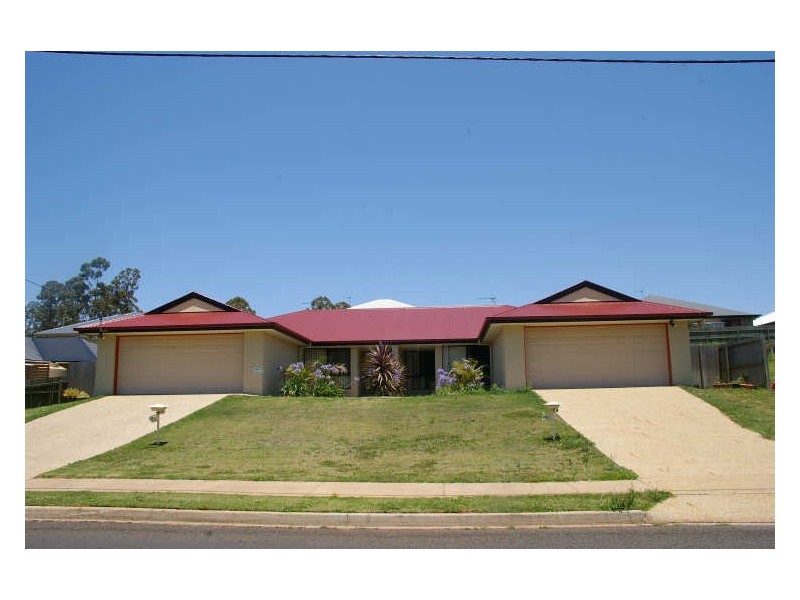 Unit 1/86c Hogg Street, Rockville QLD 4350