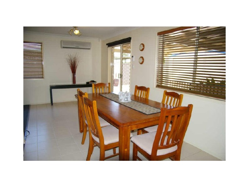 46 Gainsborough Drive, Glenvale QLD 4350