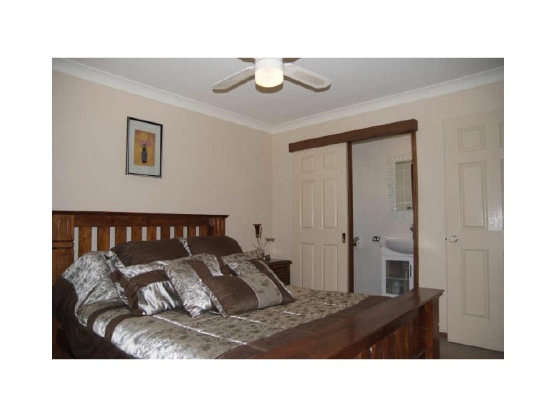 12 Todwana Court, Glenvale QLD 4350