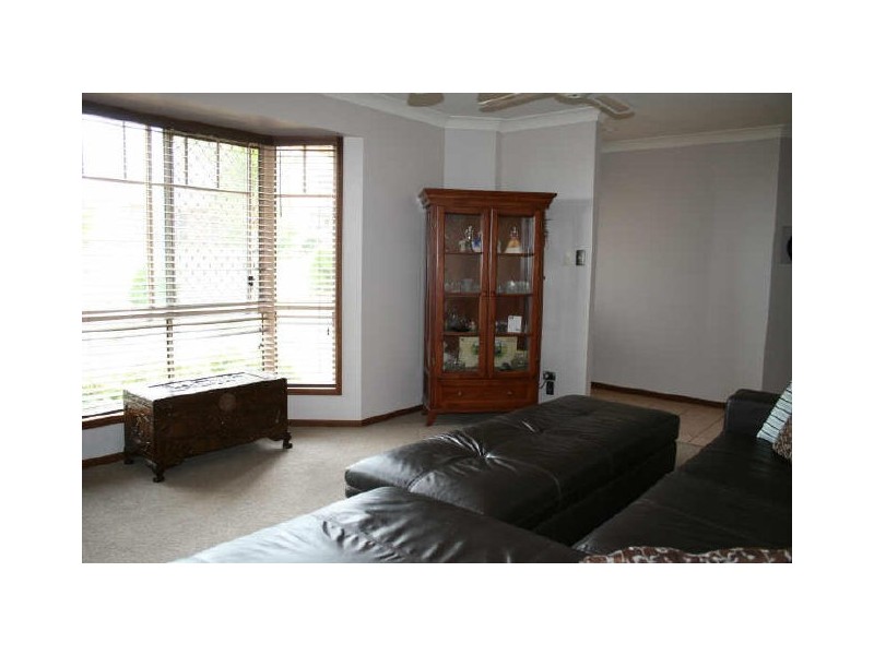 12 Todwana Court, Glenvale QLD 4350