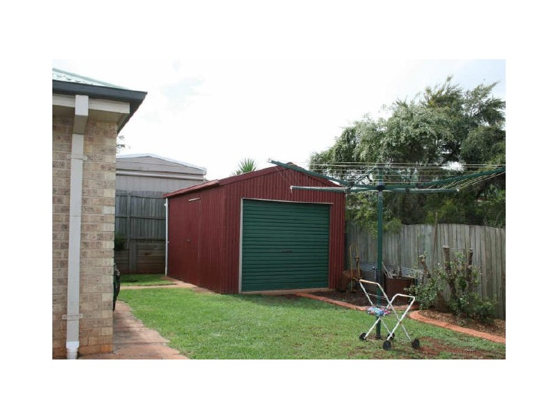 12 Todwana Court, Glenvale QLD 4350