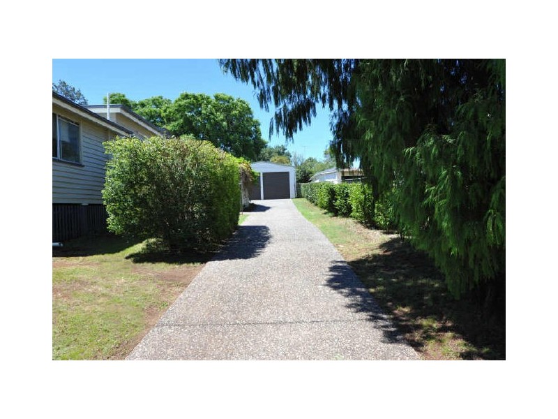 15 Rhyde Street, Mount Lofty QLD 4350