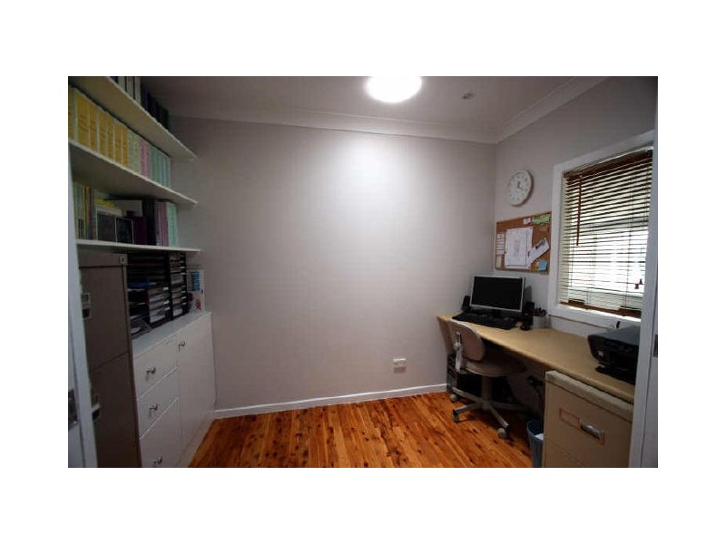 28 Hamilton Street, Newtown QLD 4350