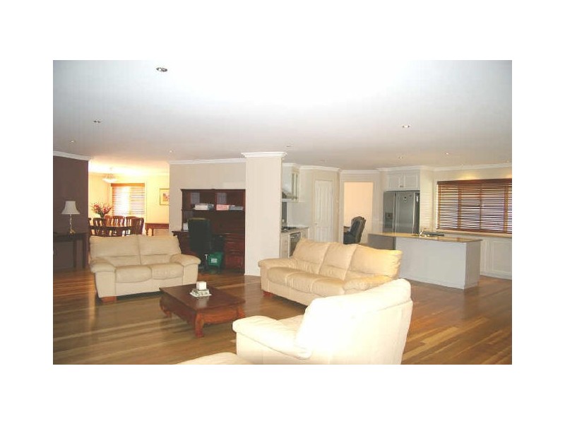 3 Meredith Crescent, Rangeville QLD 4350