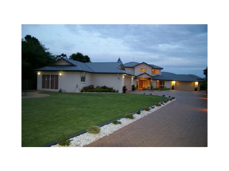 3 Meredith Crescent, Rangeville QLD 4350