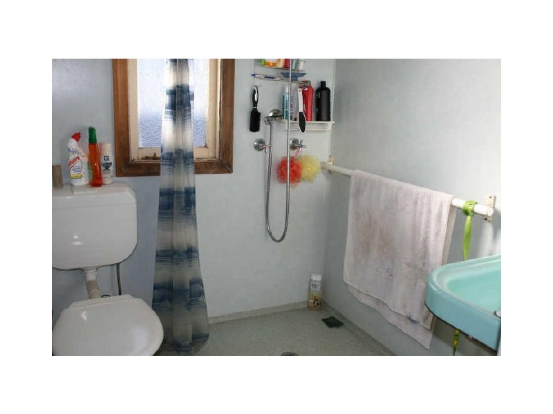 8 Glenvale Road, Toowoomba QLD 4350