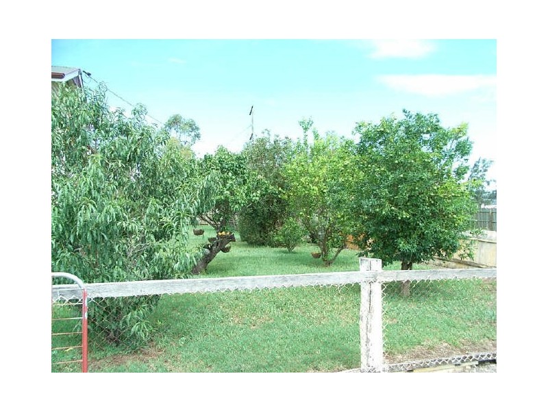 11 Old Homebush Road, Gowrie Junction QLD 4352