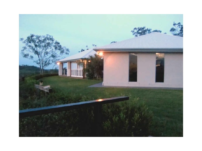 17 Roderick Drive, Toowoomba QLD 4350