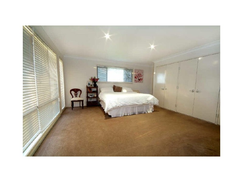 17 Roderick Drive, Toowoomba QLD 4350