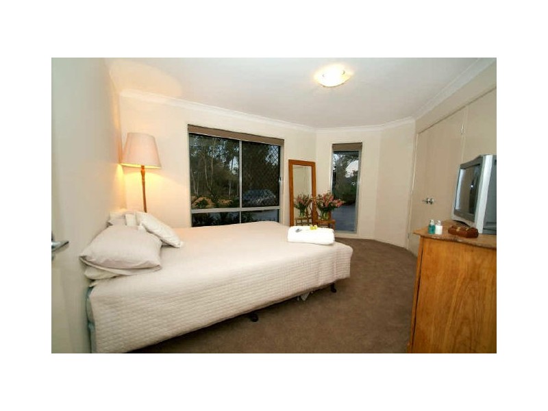 17 Roderick Drive, Toowoomba QLD 4350
