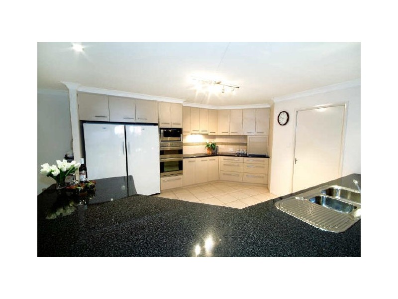 17 Roderick Drive, Toowoomba QLD 4350