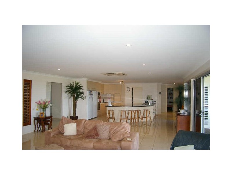 17 Roderick Drive, Toowoomba QLD 4350