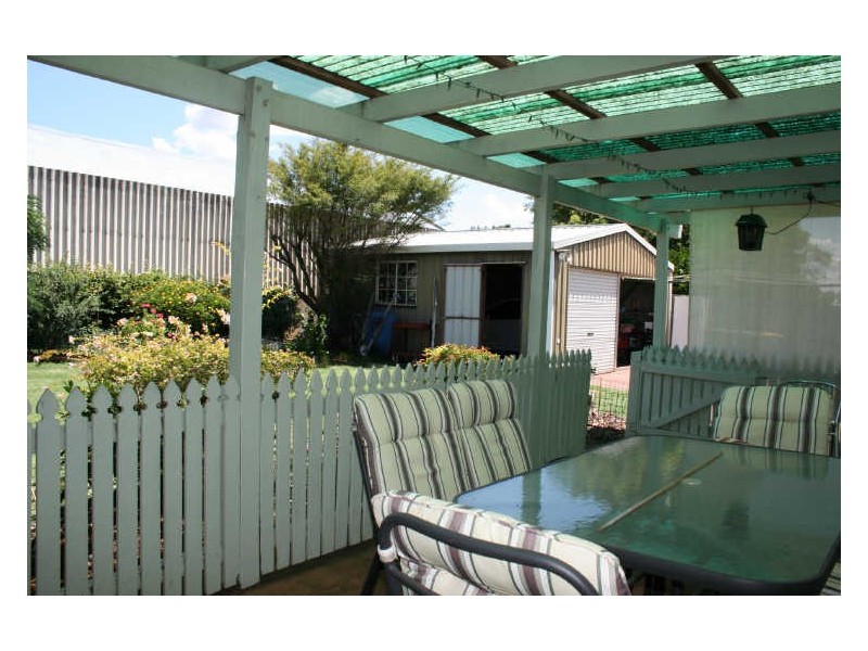 10 Tynedale Avenue, Newtown QLD 4350