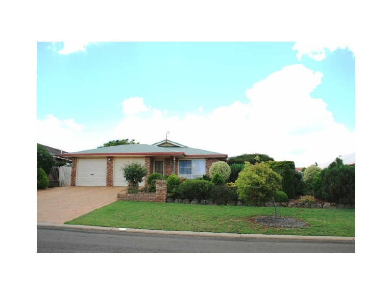45 Nash Drive, Glenvale QLD 4350