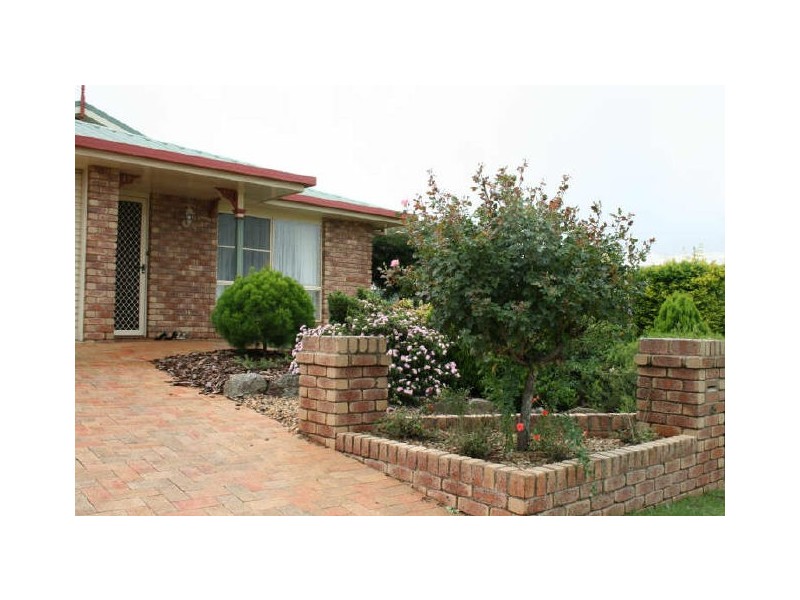45 Nash Drive, Glenvale QLD 4350
