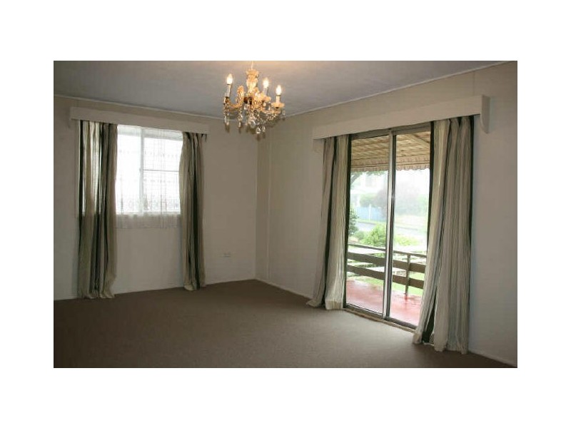 9 Coates Street, Kearneys Spring QLD 4350