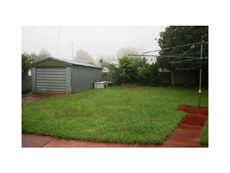 9 Coates Street, Kearneys Spring QLD 4350