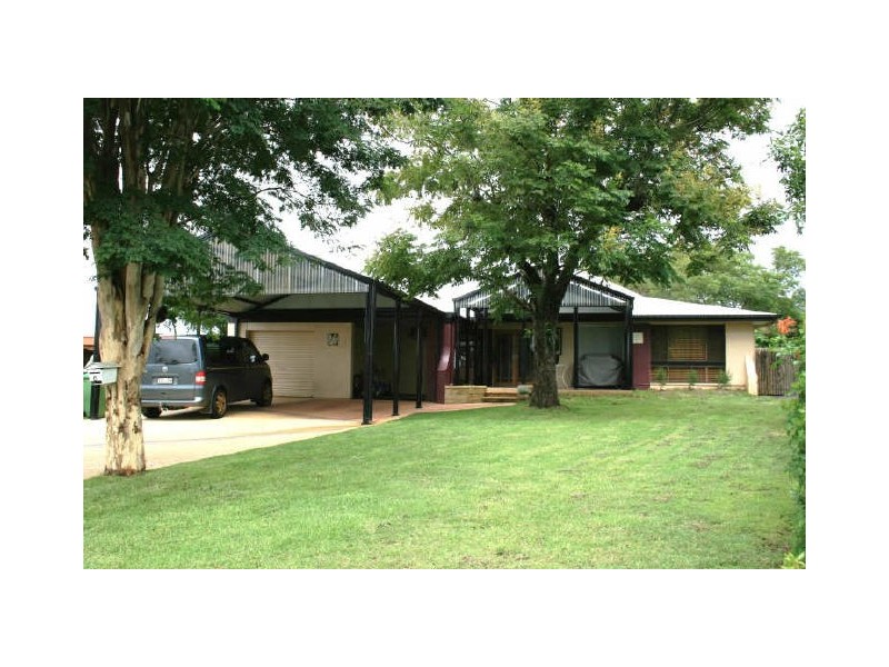 6 Cheryl Court, Darling Heights QLD 4350