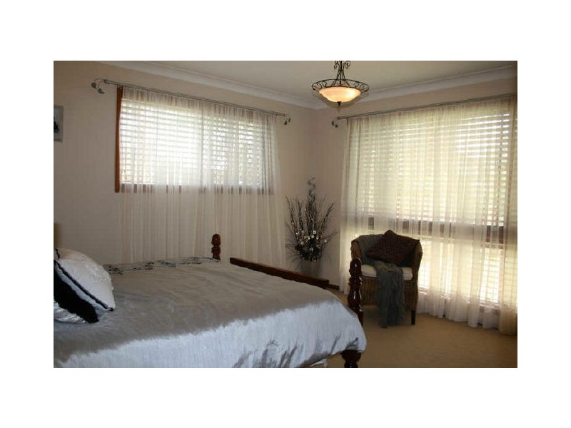 6 Cheryl Court, Darling Heights QLD 4350