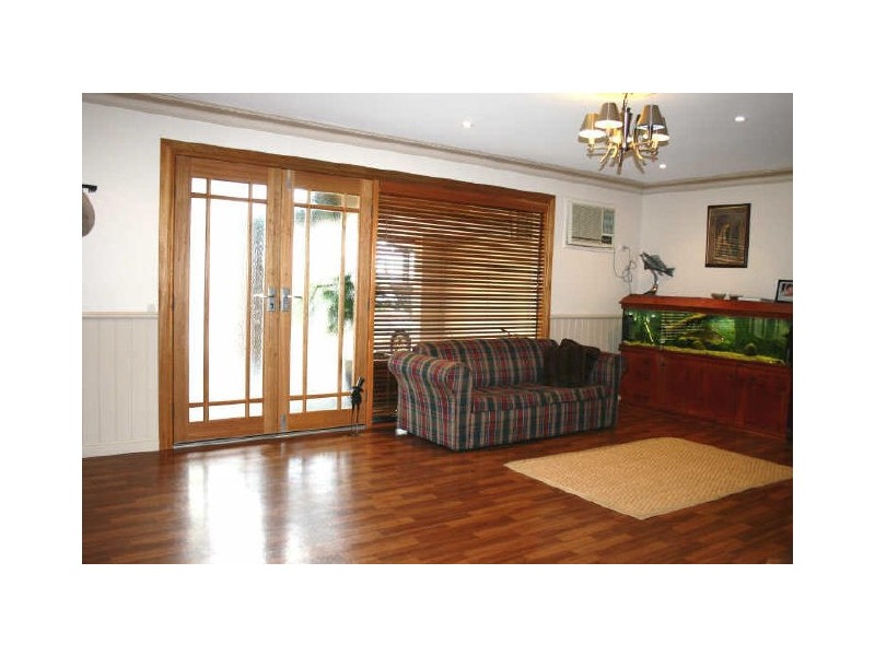 6 Cheryl Court, Darling Heights QLD 4350