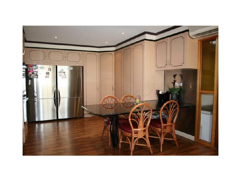 6 Cheryl Court, Darling Heights QLD 4350